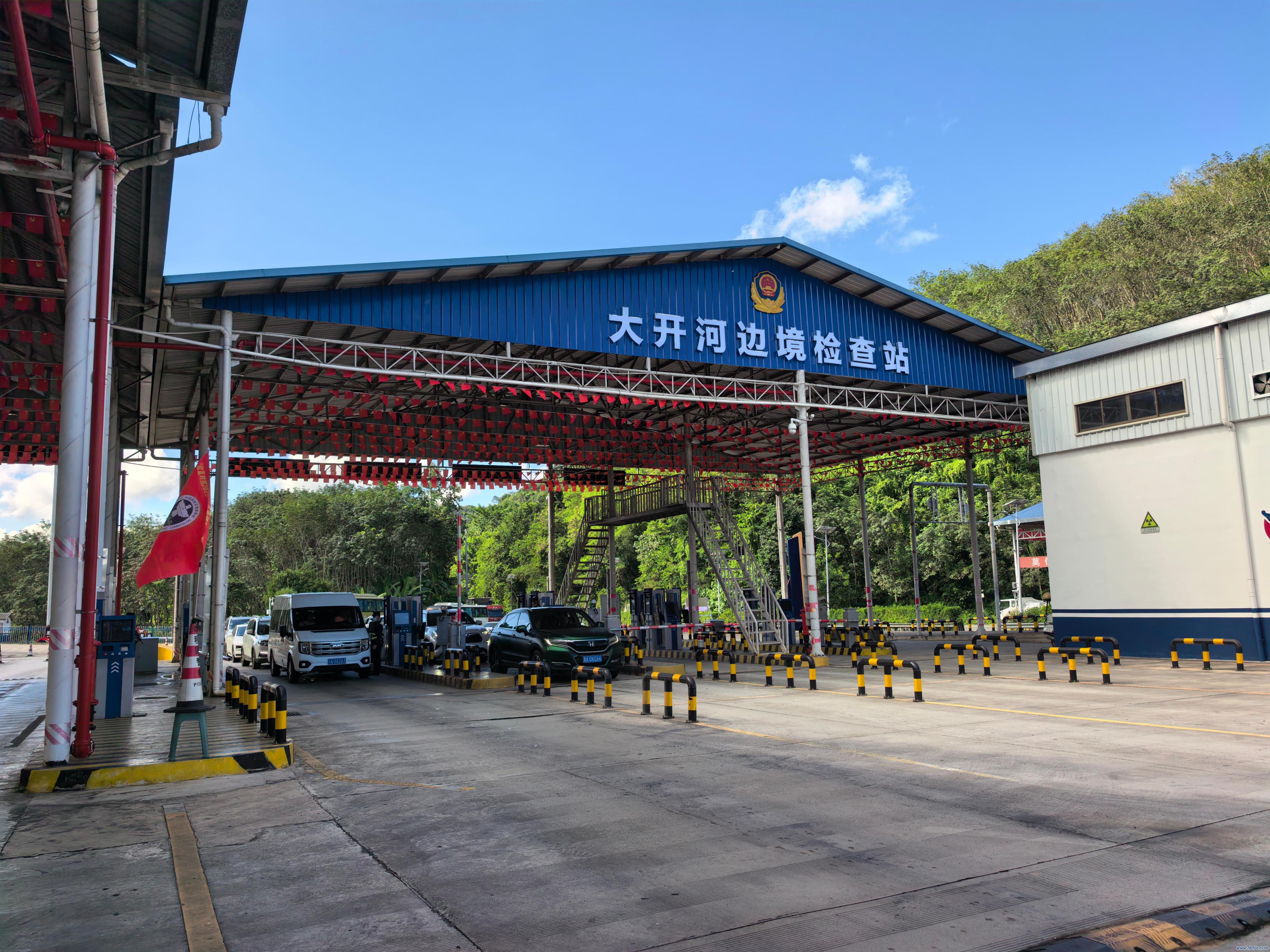 翻开河滨境检讨站。东说念主民网记者 郝萍摄